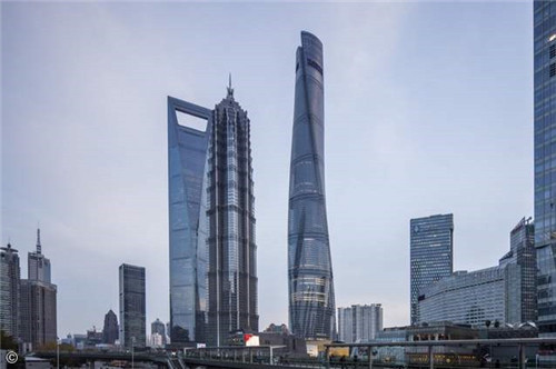 上海中心大厦  （传统办公+共享办公）