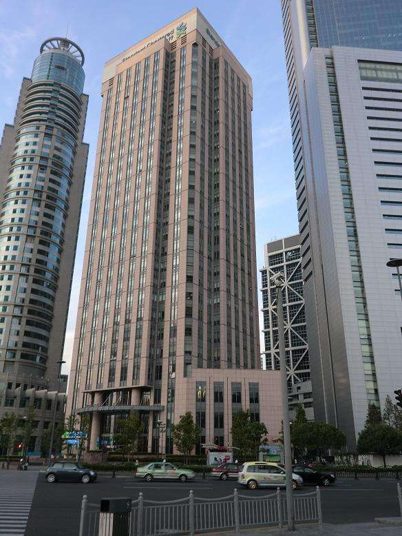 环球金融中心渣打大厦图片