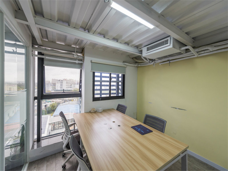 徐汇区-IWORK Space创客空间联合空间办公室,小型单间办公空间租赁,办公楼和写字楼出租